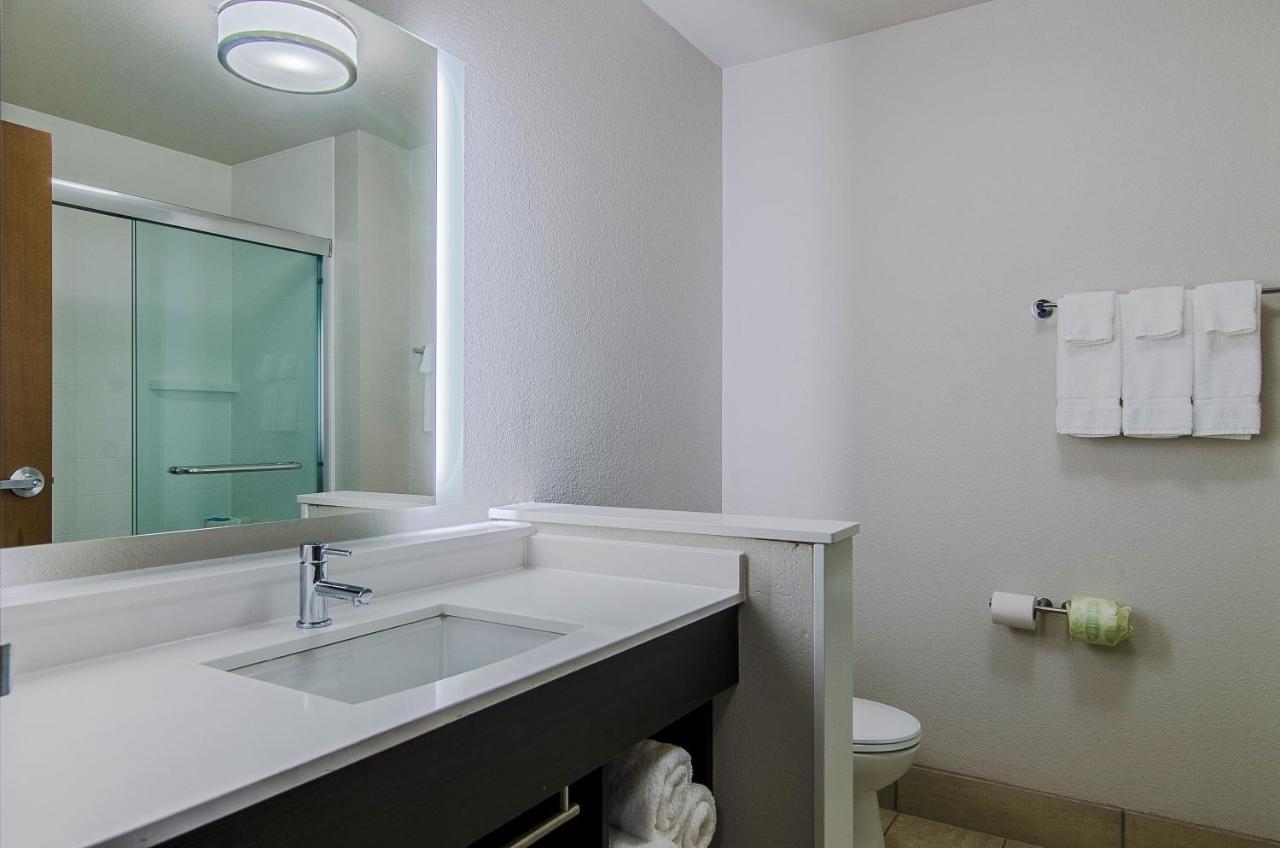 Holiday Inn Express & Suites - Atchison By Ihg Esterno foto