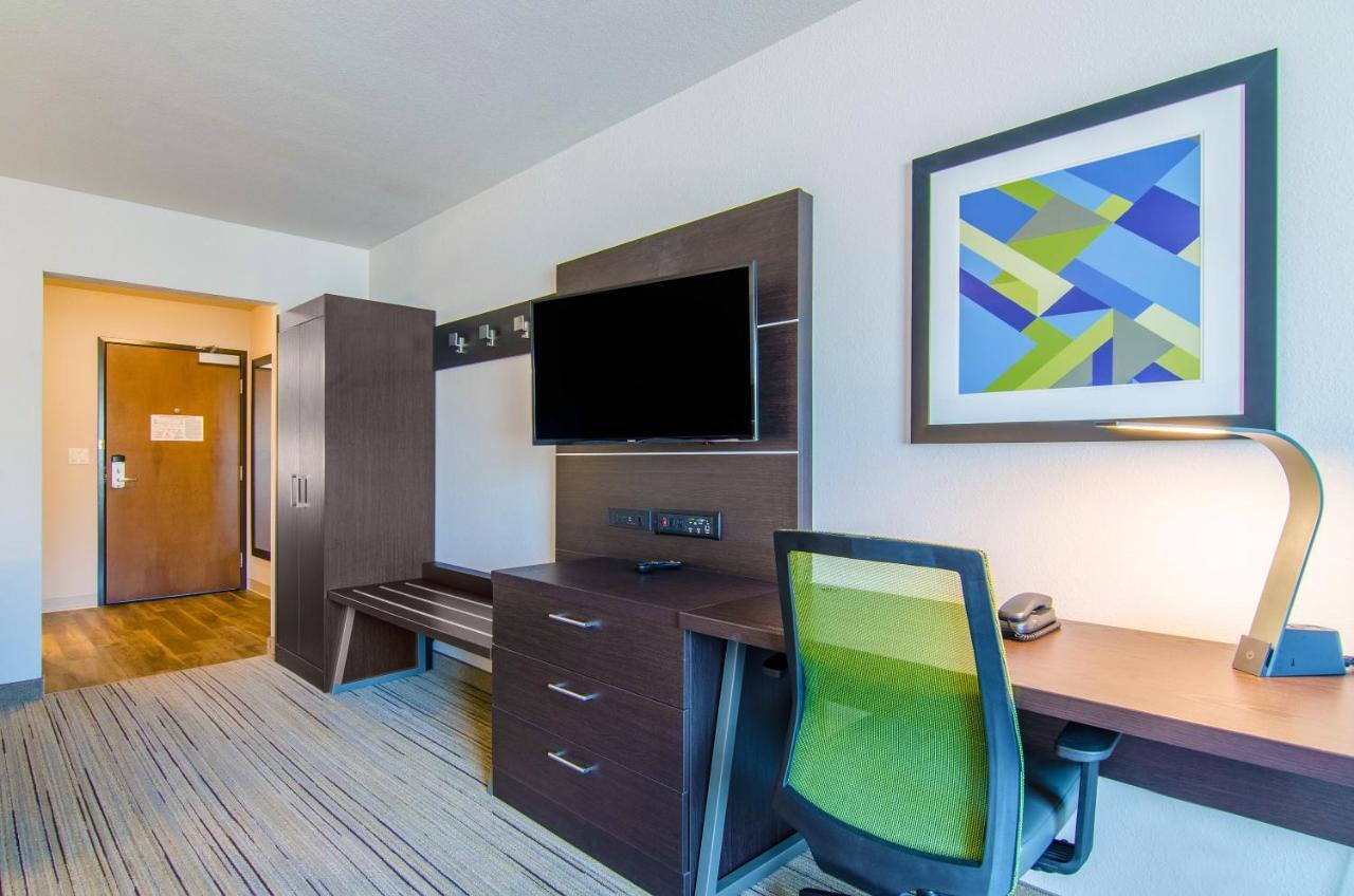 Holiday Inn Express & Suites - Atchison By Ihg Esterno foto