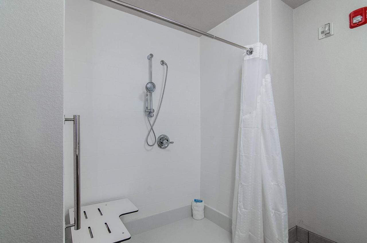 Holiday Inn Express & Suites - Atchison By Ihg Esterno foto