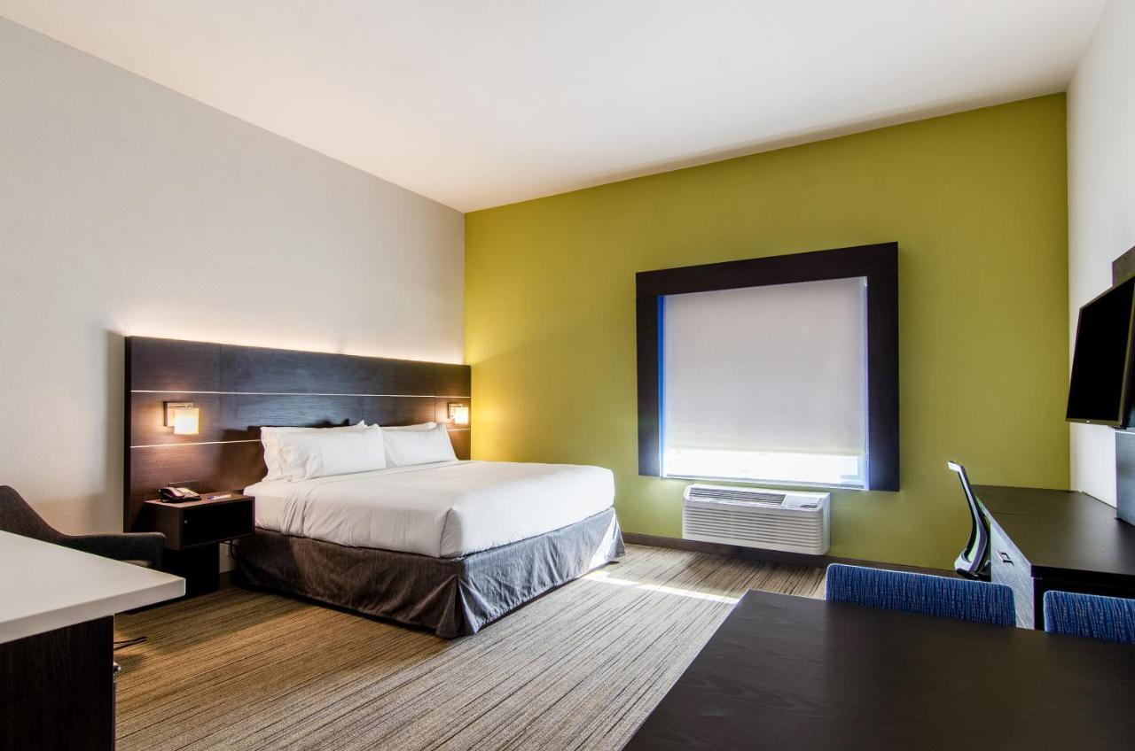 Holiday Inn Express & Suites - Atchison By Ihg Esterno foto