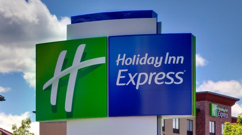 Holiday Inn Express & Suites - Atchison By Ihg Esterno foto